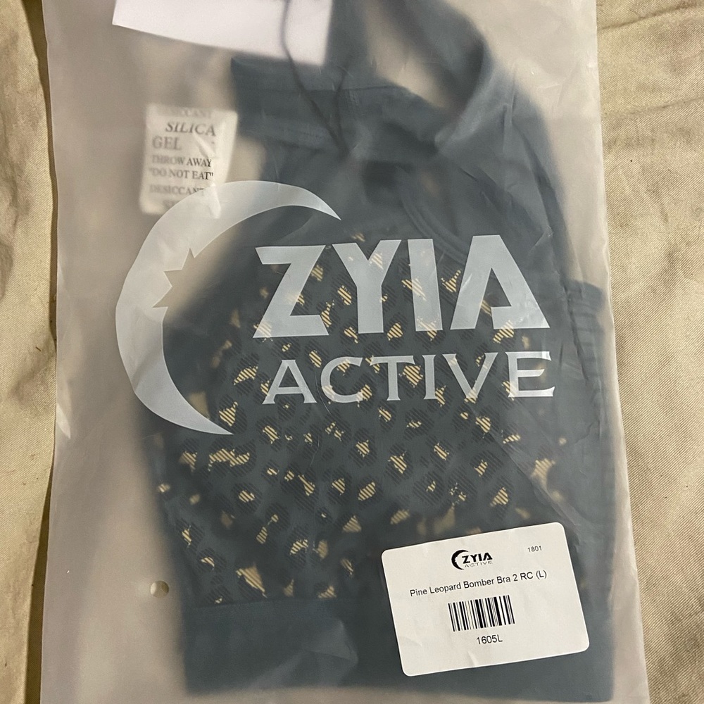 Zyia Bomber bra